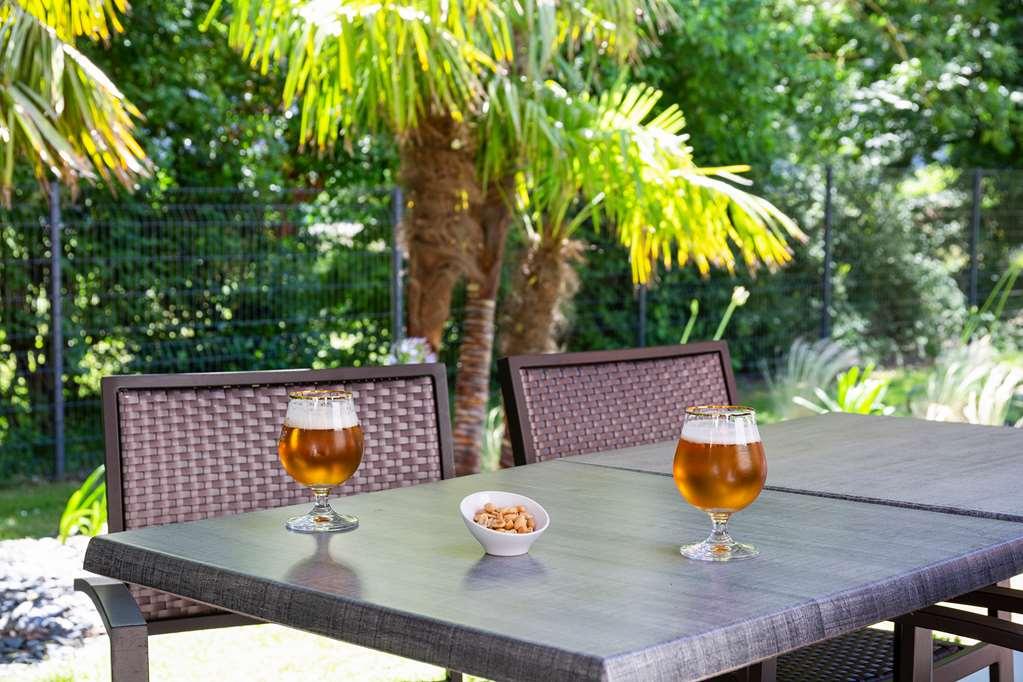 The Originals Boutique Hotel Restaurant Saint James, Montaigu-Vendee Zewnętrze zdjęcie